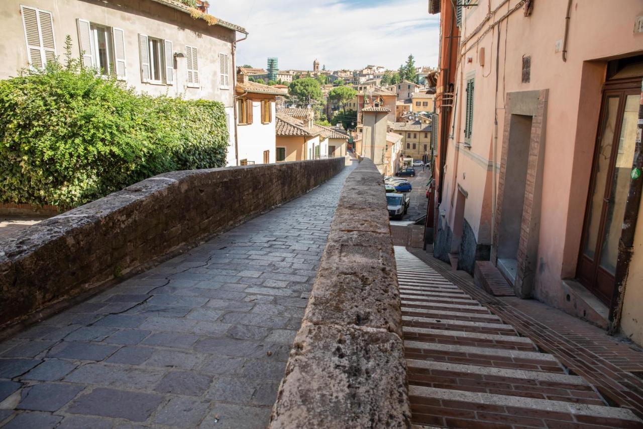 La Conca Apartment: A View On The Roman Aqueduct Perugia Exteriér fotografie